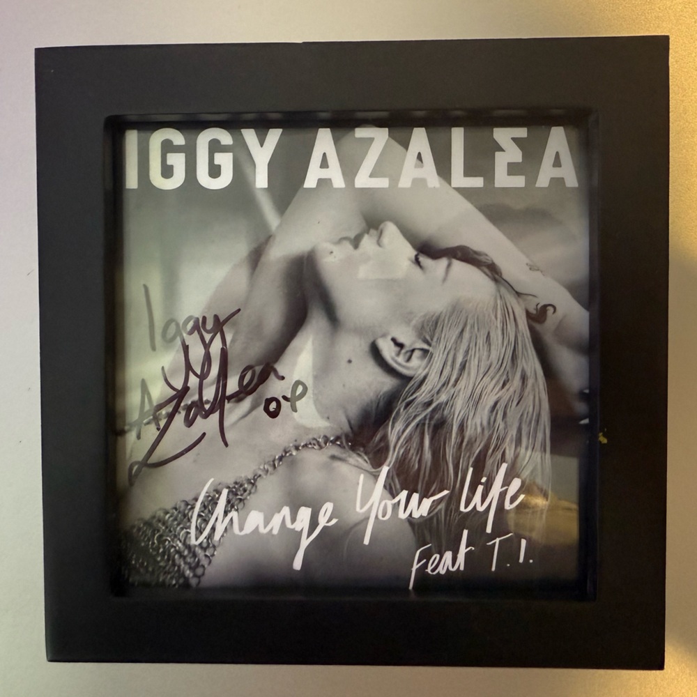 SIGNED Framed Iggy Azalea Change You Life Feat T.I. CD Insert & CD